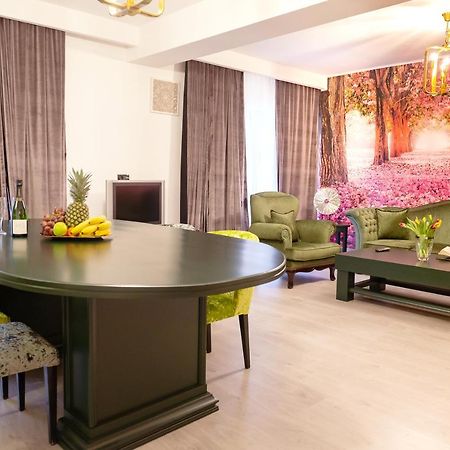 Phoenicia Suites Baneasa Bucarest Extérieur photo