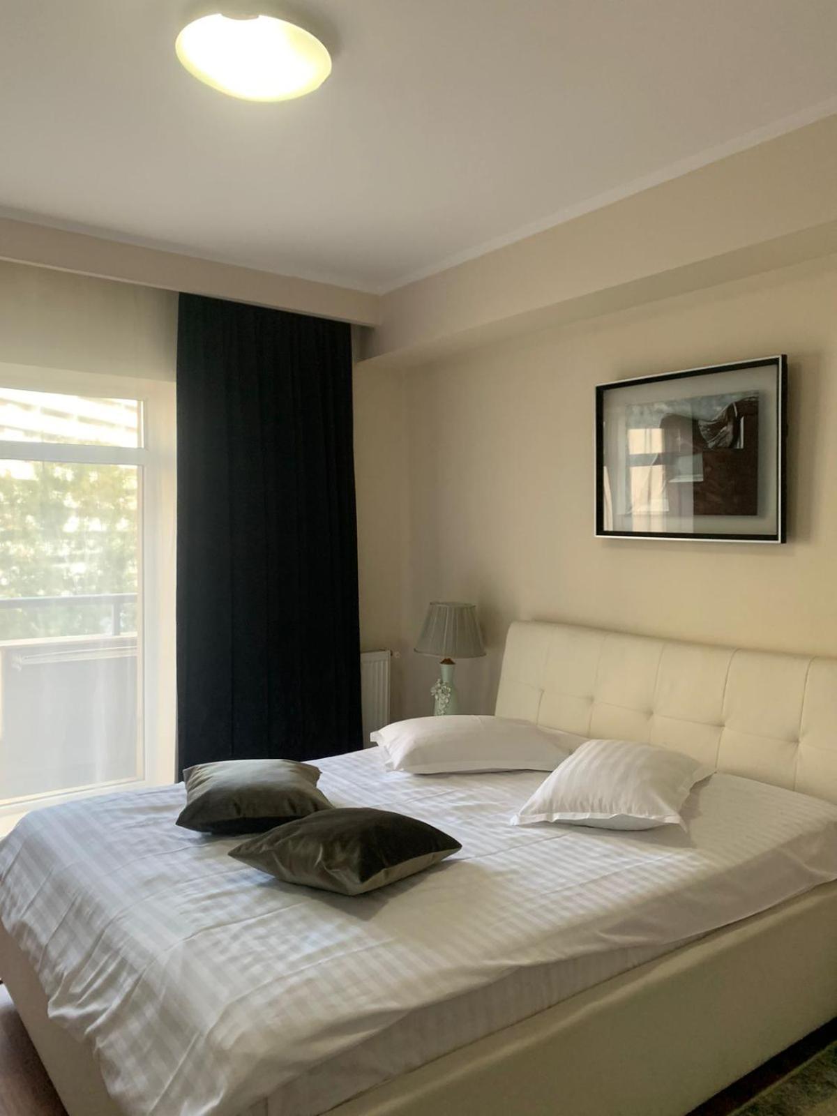 Phoenicia Suites Baneasa Bucarest Extérieur photo